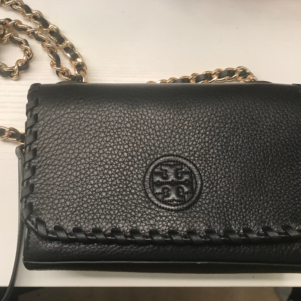 Tory Burch Black Leather Crossbody Bag with wallet
